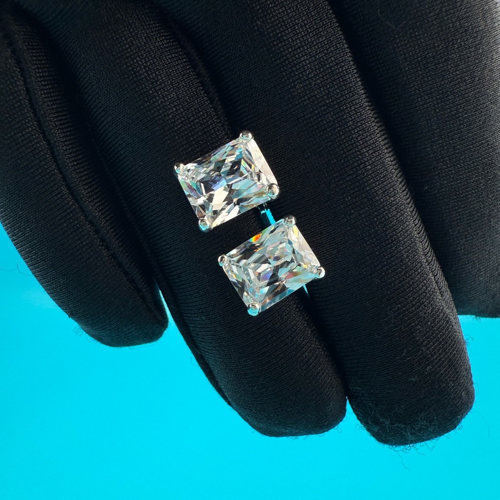 ✨ Emerald Cut White Sapphire Stud Earrings✨